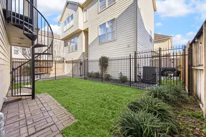 1507 Anita Street, Houston, TX 77004 - Photo 2