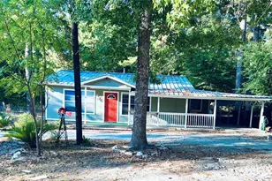 88 Gazebo St, Huntsville, TX 77340 - Photo 1