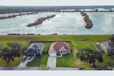 2040 Twin Lakes Boulevard, West Columbia, TX 77486 - Photo 38