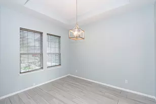 2040 Twin Lakes Blvd, West Columbia, TX 77486 - Photo 6