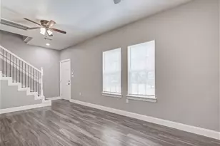 2402 Spence St, Houston, TX 77093 - Photo 4