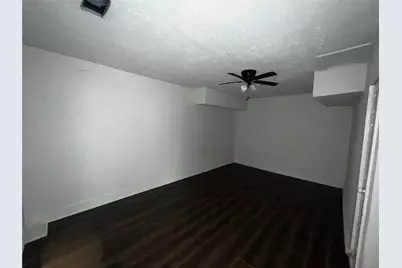 9306 St Lo Road, Houston, TX 77033 - Photo 8
