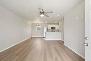 254 Plez Morgan Dr, Montgomery, TX 77356 - Photo 6