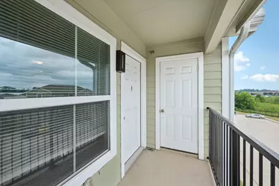 254 Plez Morgan Drive #E, Montgomery, TX 77356 - Photo 2