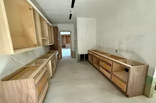 1701 Banks St, Houston, TX 77098 - Photo 6