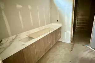 1701 Banks St, Houston, TX 77098 - Photo 10