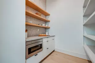 1701 Banks St, Houston, TX 77098 - Photo 28