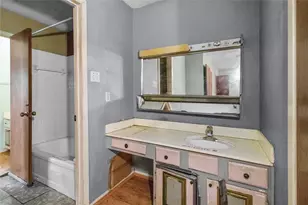 10702 Sagewillow Ln, Houston, TX 77089 - Photo 20