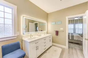 4 Shore Acres Cir, Shoreacres, TX 77571 - Photo 18