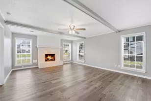 7815 12 Fairway Ln, Humble, TX 77346 - Photo 16