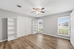 7815 12 Fairway Ln, Humble, TX 77346 - Photo 6