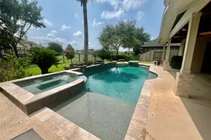 3301 Sequoia Lake Tr, Pearland, TX 77581 - Photo 2