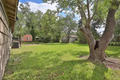 5418 Myrtlewood Street, Houston, TX 77033 - Photo 16