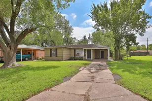 5418 Myrtlewood St, Houston, TX 77033 - Photo 1