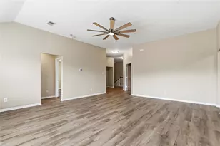 6410 Hardwood Dale Way Dr, Humble, TX 77338 - Photo 32