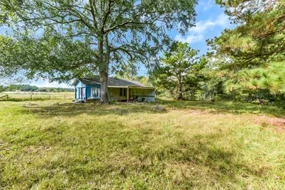 761 Longhorn Drive E, Livingston, TX 77351 - Photo 4