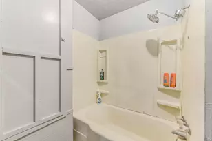 761 Longhorn Dr E, Livingston, TX 77351 - Photo 16