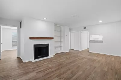 1860 White Oak Drive #333, Houston, TX 77009 - Photo 4