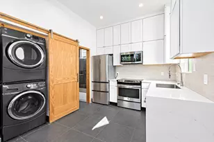 815 E 23rd St, Houston, TX 77009 - Photo 4