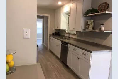 105 Marrakech Court, Bellaire, TX 77401 - Photo 2