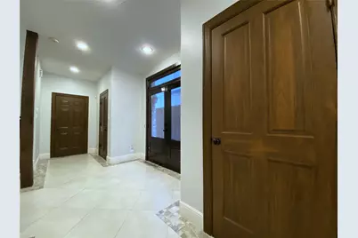 1012 Crocker Street, Houston, TX 77019 - Photo 2