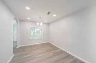 6307 Westover St, Houston, TX 77087 - Photo 6