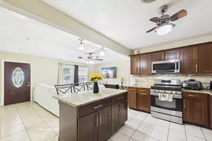 505 S Circle Dr, Baytown, TX 77520 - Photo 12