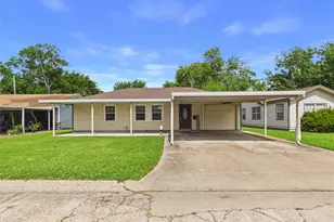 505 S Circle Dr, Baytown, TX 77520 - Photo 2