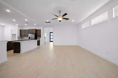 410 Rugged Rock Lane, New Caney, TX 77357 - Photo 4