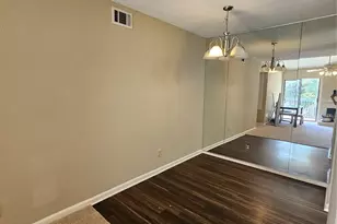 7900 N Stadium Dr, Houston, TX 77030 - Photo 4