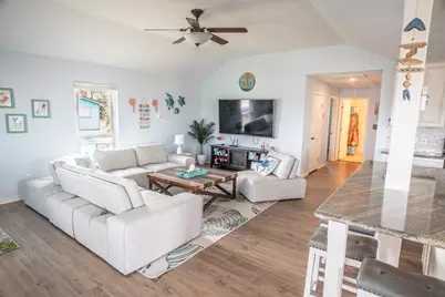 480 County Road 202, Sargent, TX 77414 - Photo 4