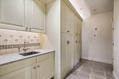 1 Gage Court, Houston, TX 77024 - Photo 30