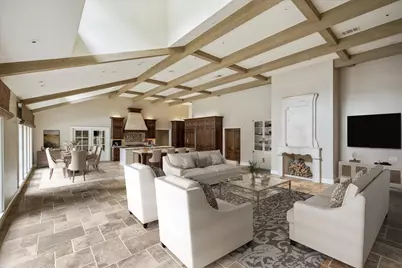 1 Gage Court, Houston, TX 77024 - Photo 10