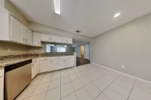 21606 Crescent Heights St, Spring, TX 77388 - Photo 8