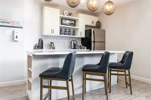 7610 Cameron Rd, Austin, TX 78752 - Photo 32