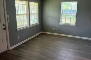 3211 Retta St, Houston, TX 77026 - Photo 4