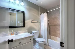 9859 Meadow Bend Ln, Houston, TX 77065 - Photo 18