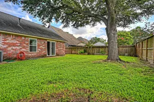 9859 Meadow Bend Ln, Houston, TX 77065 - Photo 26