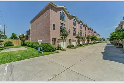3501 Link Valley Drive #1204, Houston, TX 77025 - Photo 1