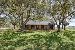 2719 Vail St, Rosenberg, TX 77471 - Photo 2