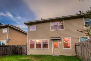 71 E Stedhill Loop, Conroe, TX 77384 - Photo 2