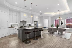 2329 Willowby Dr, Houston, TX 77008 - Photo 4