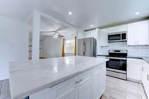 8519 Church Light Ln, Houston, TX 77064 - Photo 4