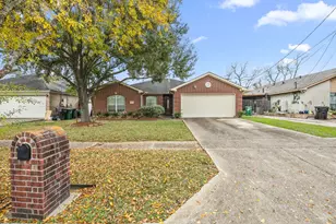 5022 Bricker St, Houston, TX 77033 - Photo 2