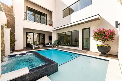 103 Roy, Houston, TX 77007 - Photo 1