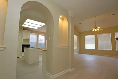7534 Orchard Hills Lane, Sugar Land, TX 77479 - Photo 6