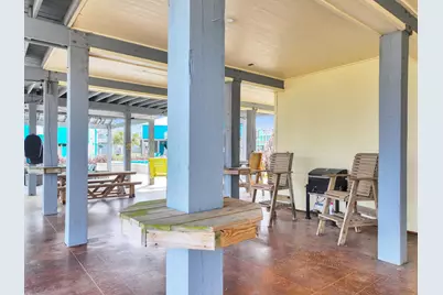 959 Tidelands Drive, Port Bolivar, TX 77650 - Photo 6