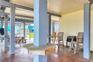 959 Tidelands Dr, Port Bolivar, TX 77650 - Photo 6