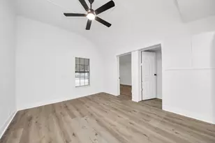 2409 Avenue K, Rosenberg, TX 77471 - Photo 10