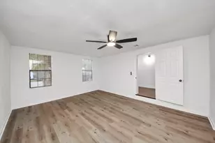 2409 Avenue K, Rosenberg, TX 77471 - Photo 8